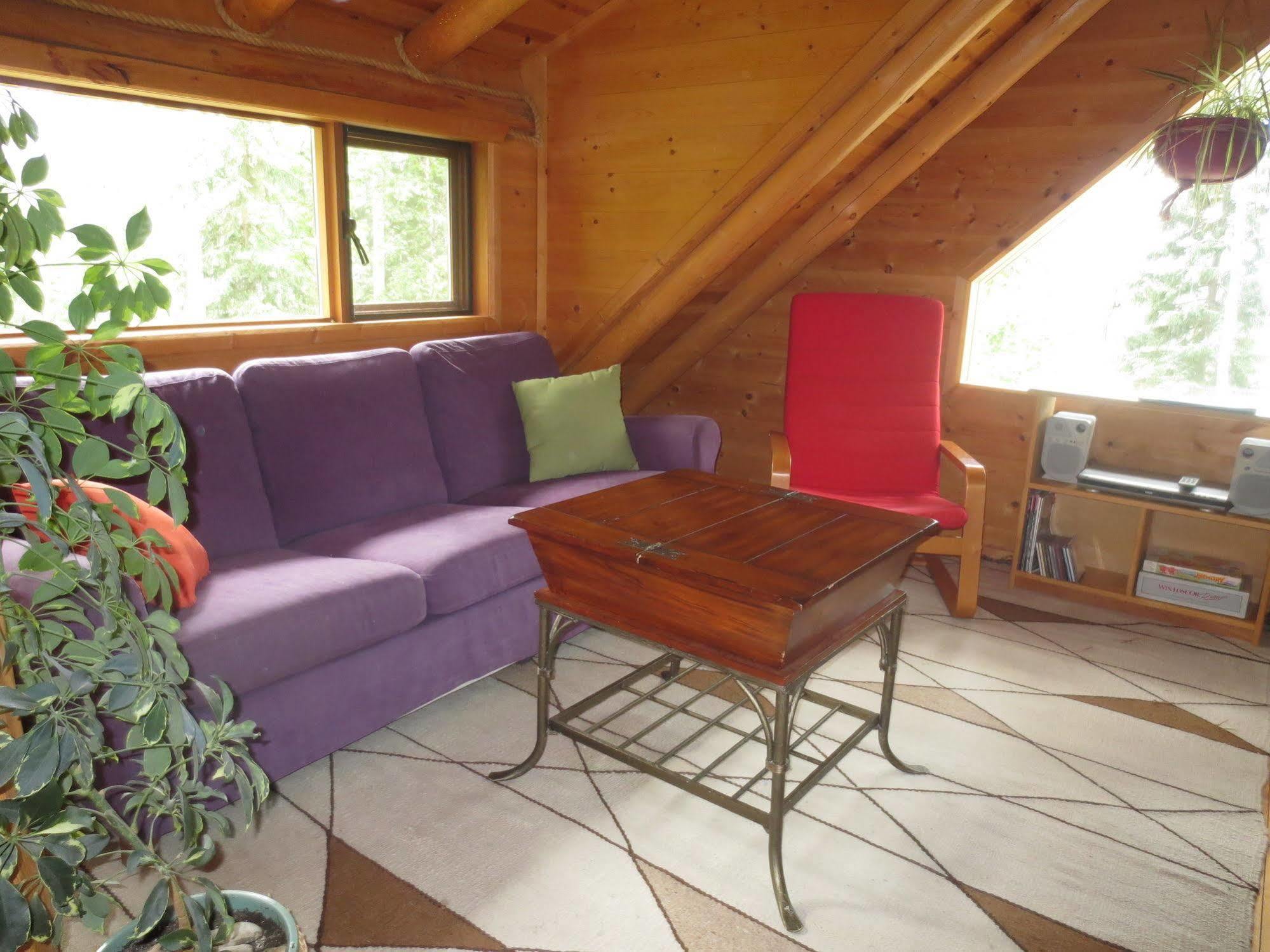 גולדן Blaeberry Mountain Lodge מראה חיצוני תמונה