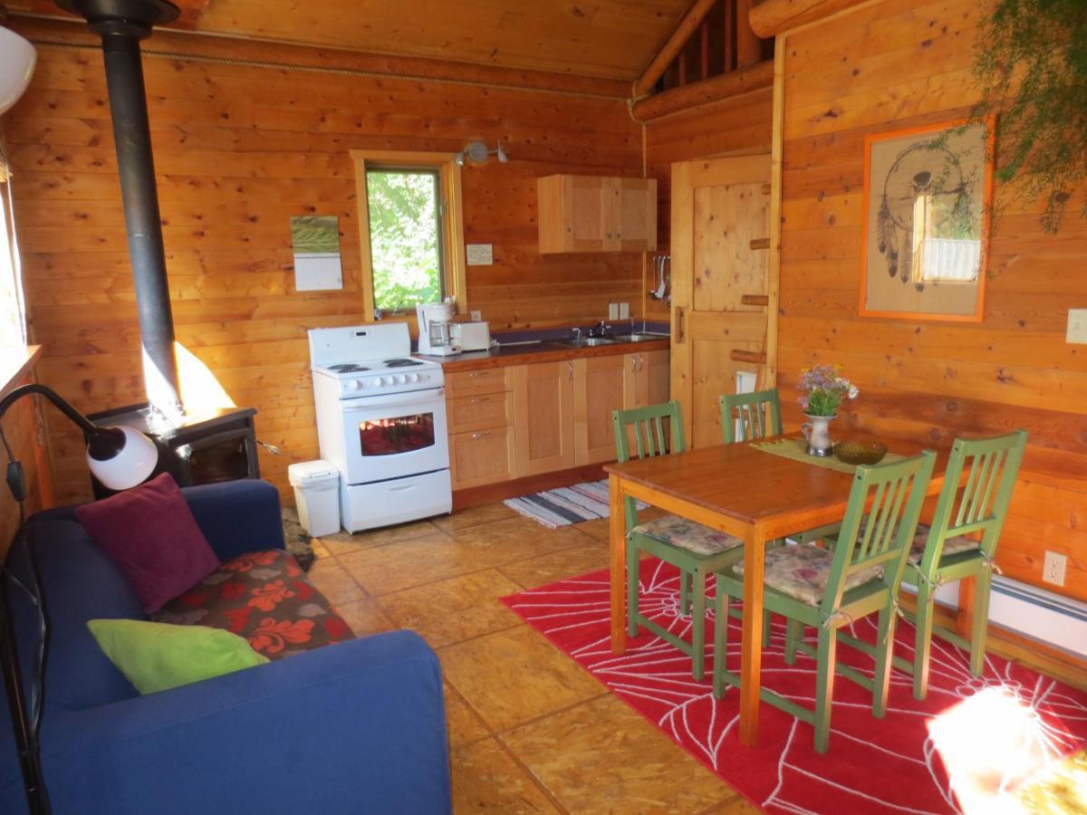 גולדן Blaeberry Mountain Lodge חדר תמונה